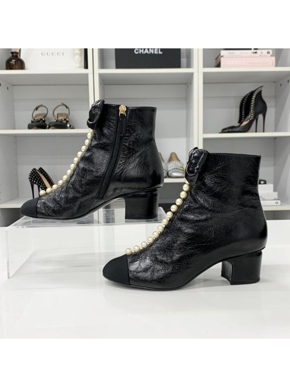 Chanel CC Logo Ribbon Leather Fabric Pearl Short Boots - Picture 2 of 11